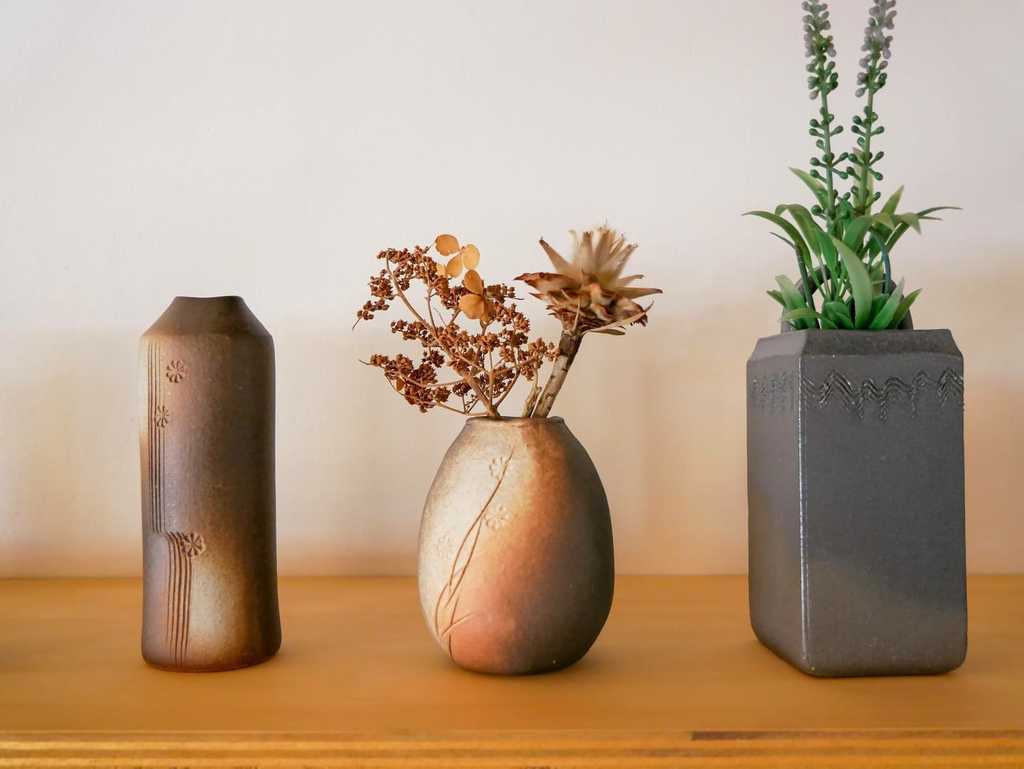 信楽焼の花瓶おすすめ10選｜モダン＆質感のいい花瓶でお花をもっと楽しもう