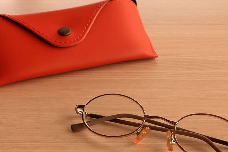 日本製のおしゃれな高級メガネケース6選 | BECOS Journal